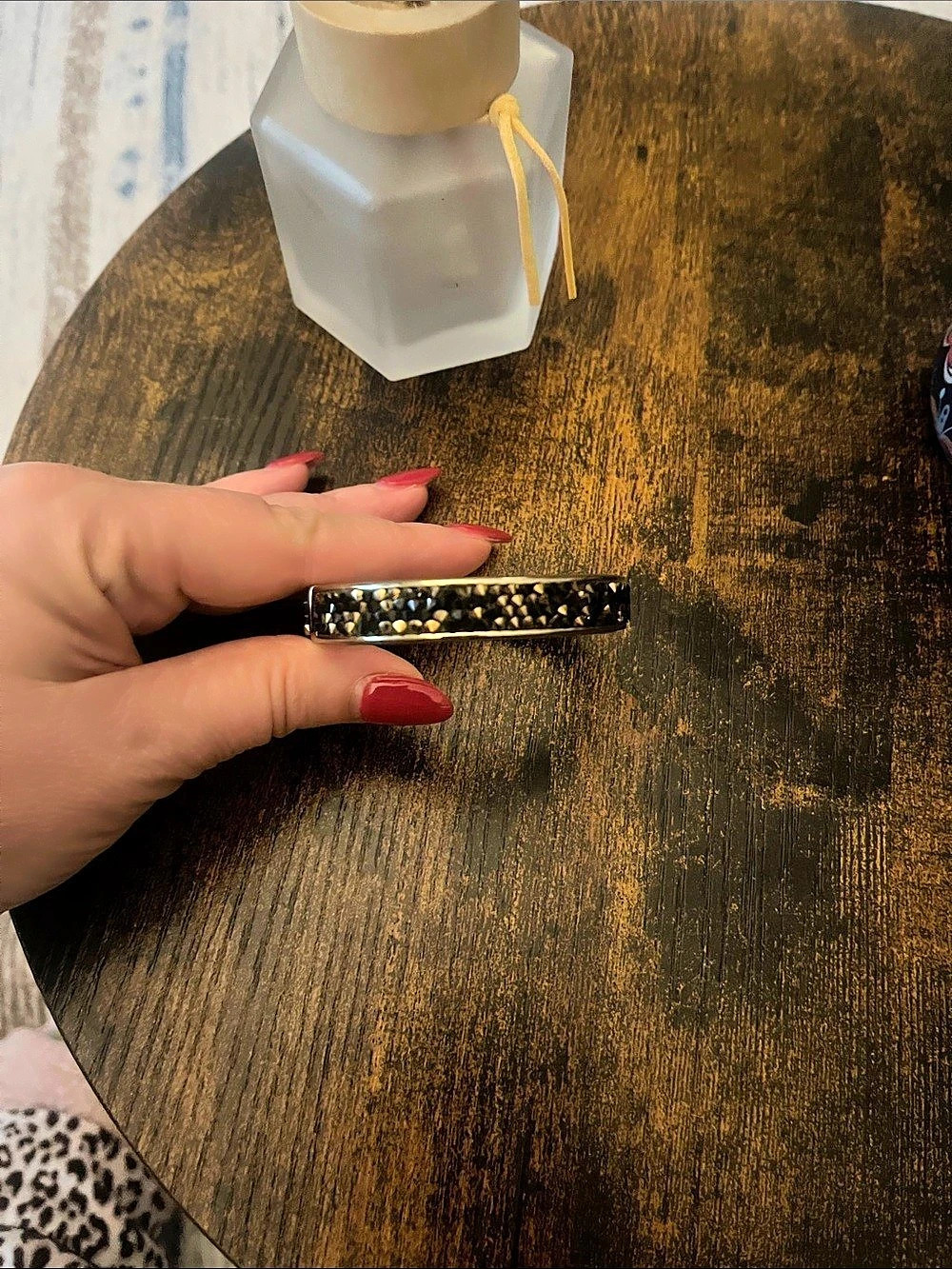 Black & Gold Hair Barrette Like New